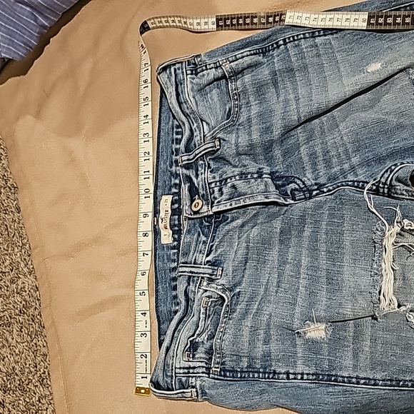 AWRS8ME HOLLISTER DISTRESSED MID RISE BUTTON FLY MOM JEANS - Picture 5 of 11